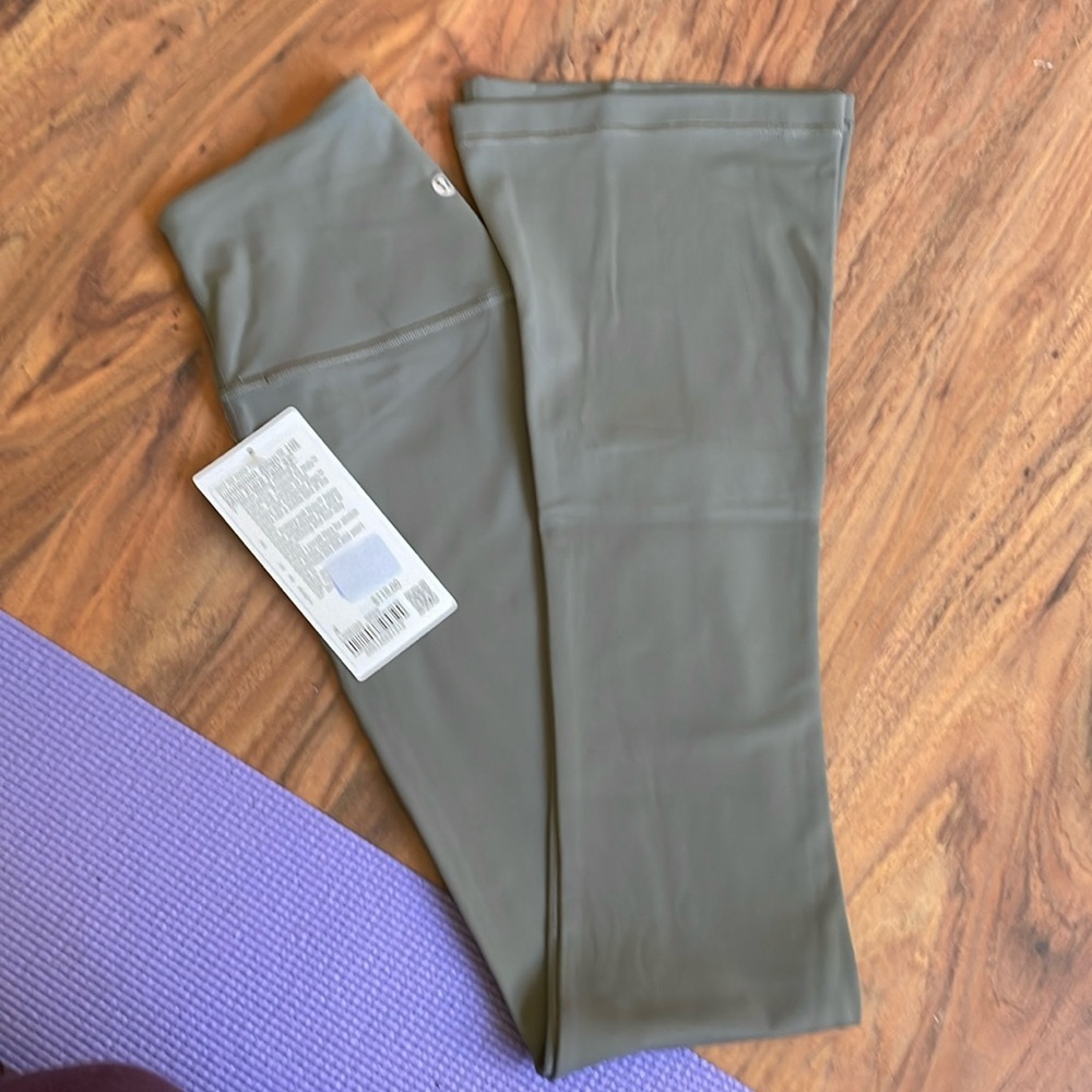Lululemon align HR mini flare